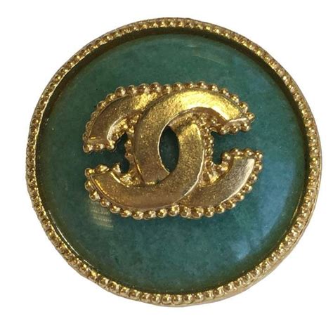 broche chanel vestiaire collective|chanel camelia brooch.